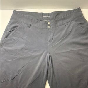 Women’s Columbia Omni-Shield Advance Repellency (size 12) gray shorts